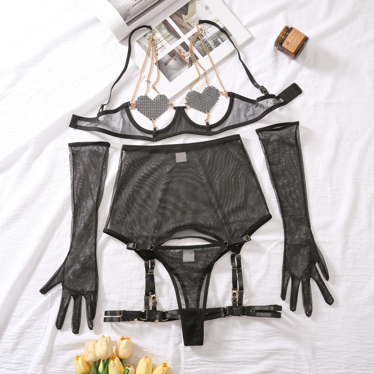 Three-Point Style Hollow-out Patchwork Heart-shaped Nipple Covers Metal Chains Erotic Lingerie Set