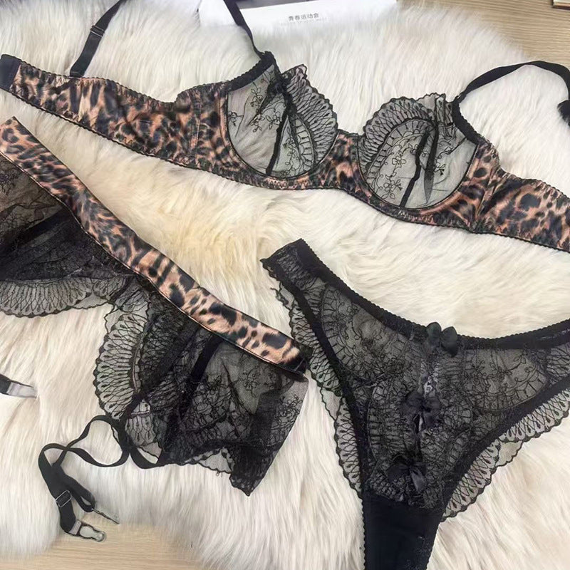 French Ultra-Thin Embroidered Lace Busty Reduction Sexy Plus-Size Lingerie Set