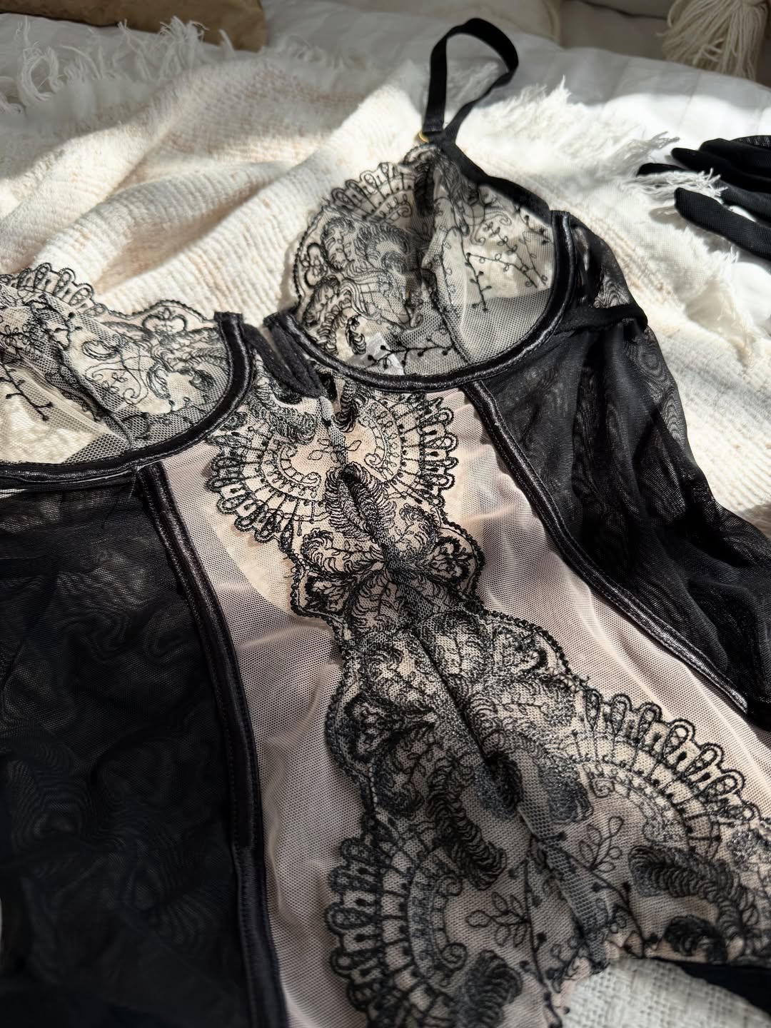 Valentina Lace Lingerie Set
